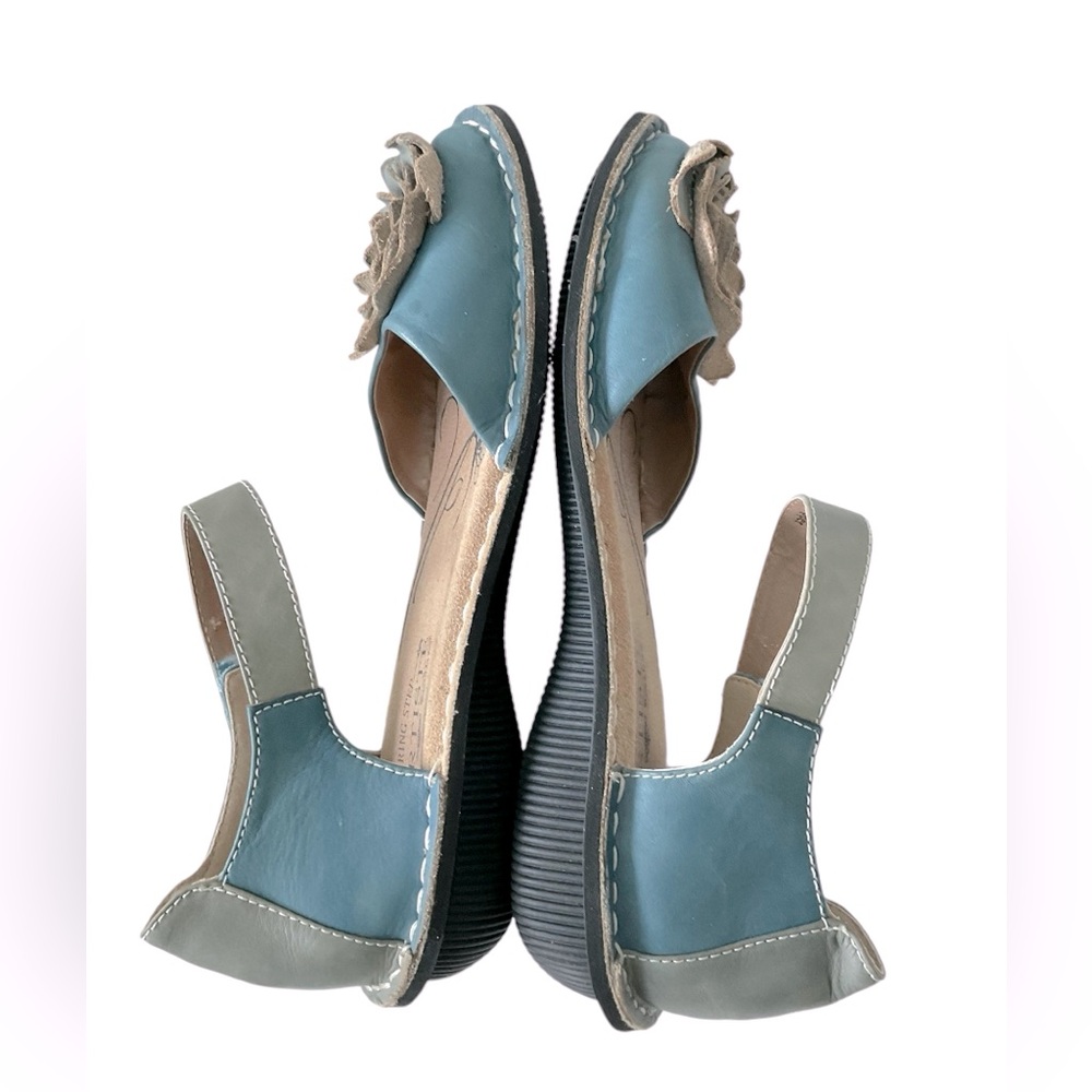 L’Artiste Spring Step Caicos Blue Gray Mary Jane Flats Shoes Size 7 Flower EUC🩵 - Picture 7 of 8